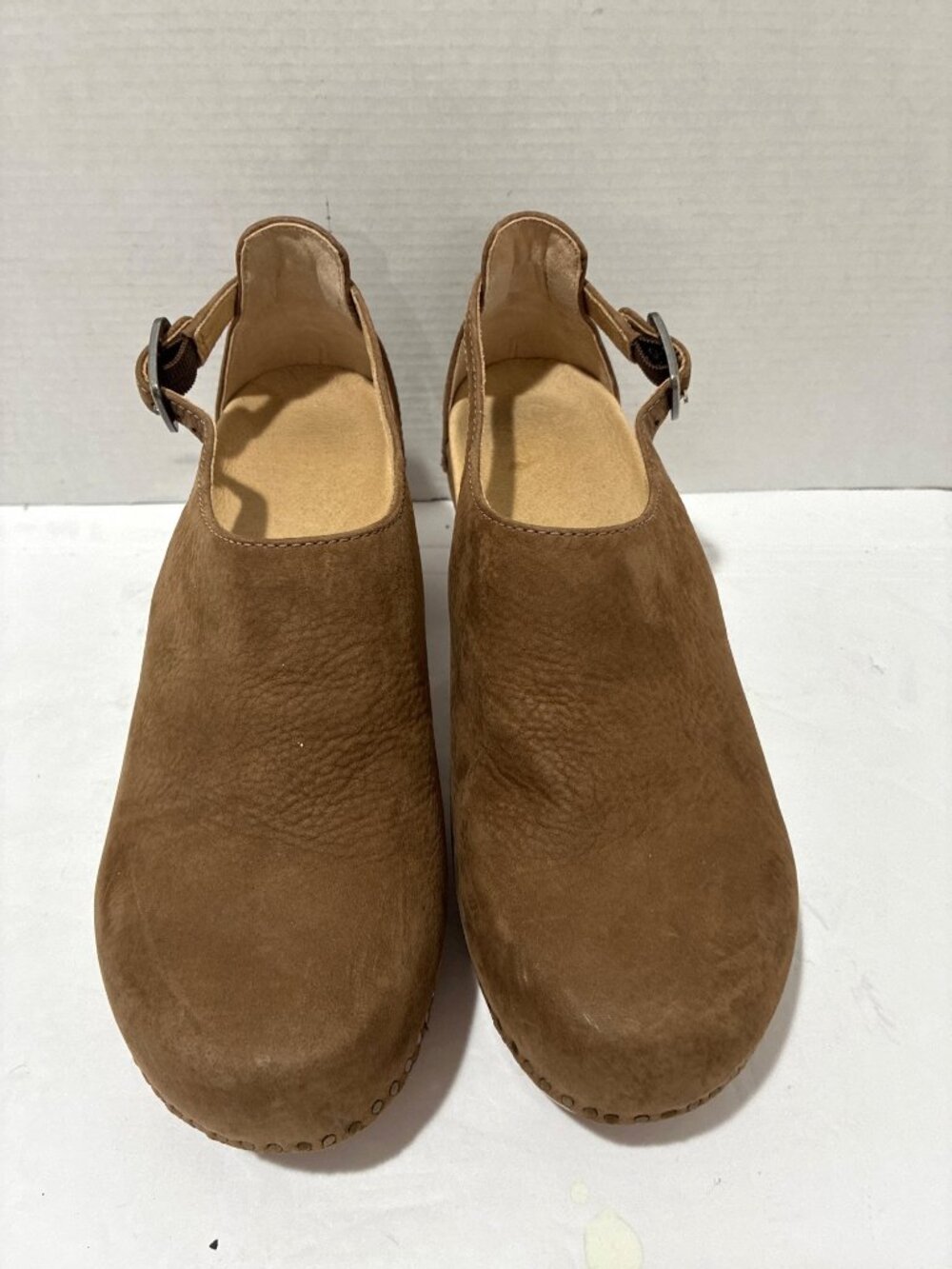 Dansko Sassy women's heeled clogs featuring a brown nubuck leather size 38 - Picture 2 of 7